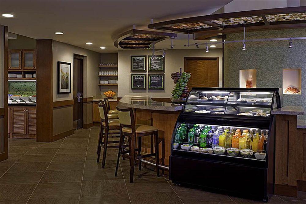 Hyatt Place Milwaukee Airport Restaurang bild